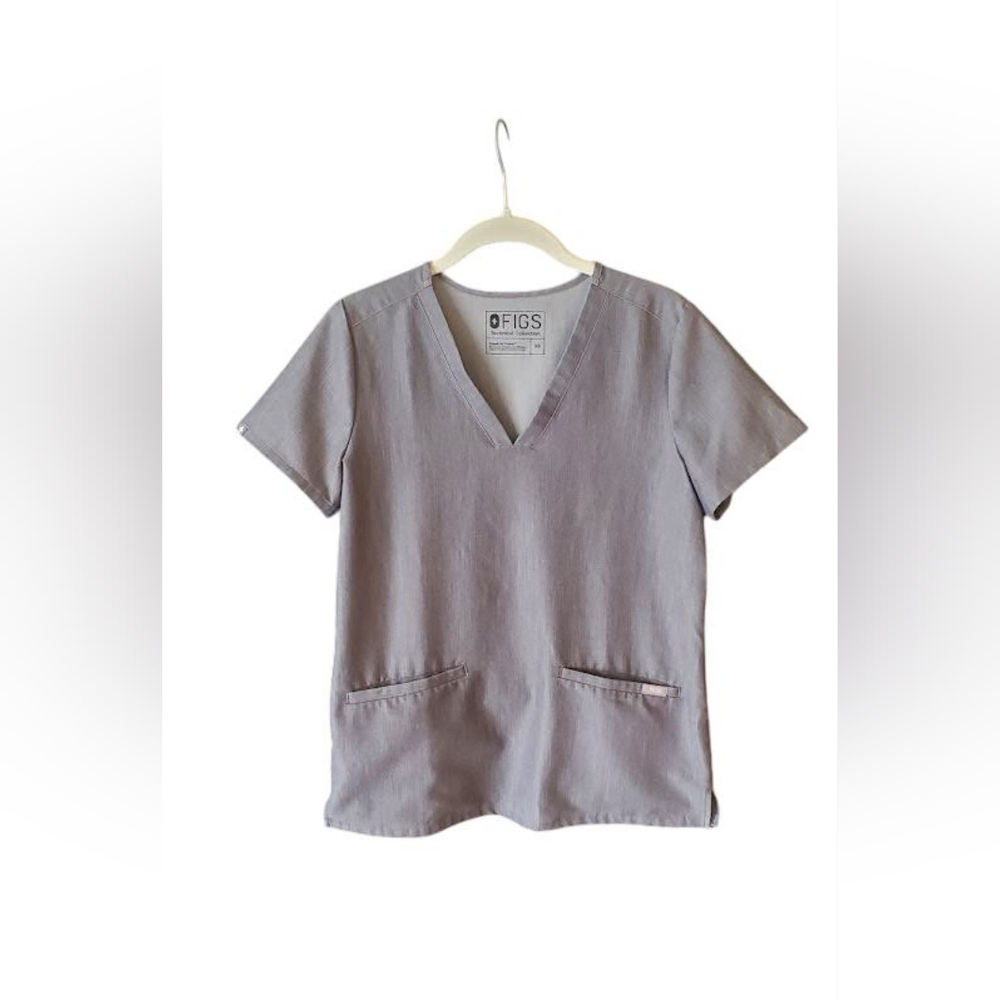 Figs Technical Collection Grey 2-Pocket Scrub Top (XS)